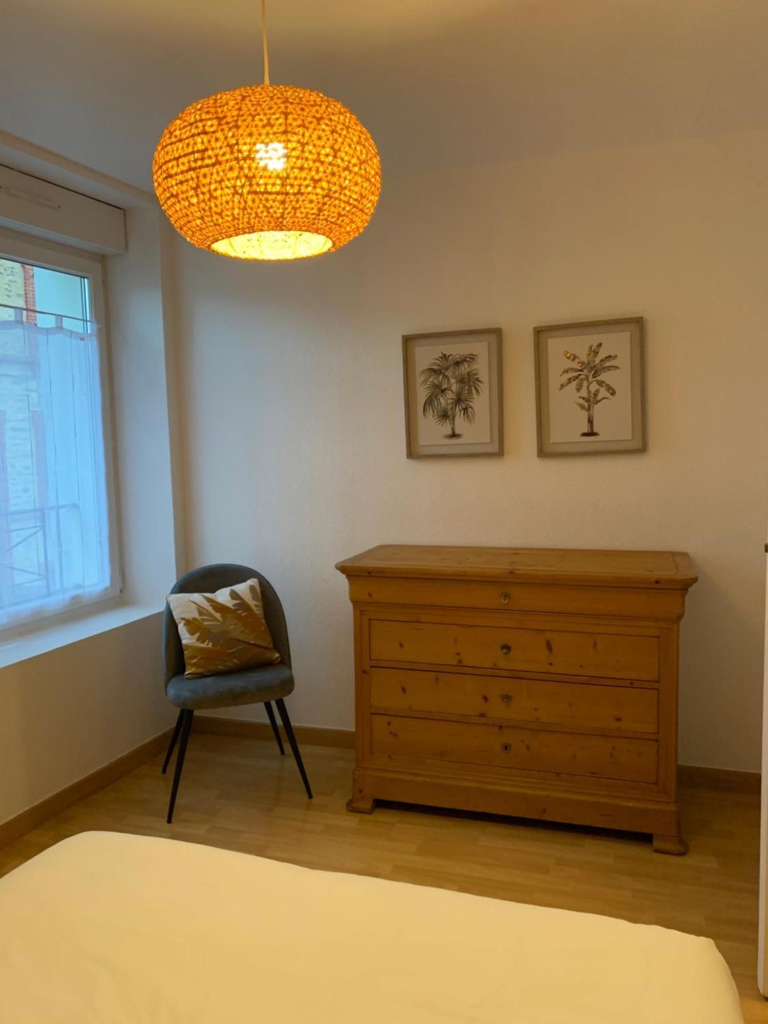 Agreable Maison Meublee Cherbourg-en-Cotentin Exterior photo